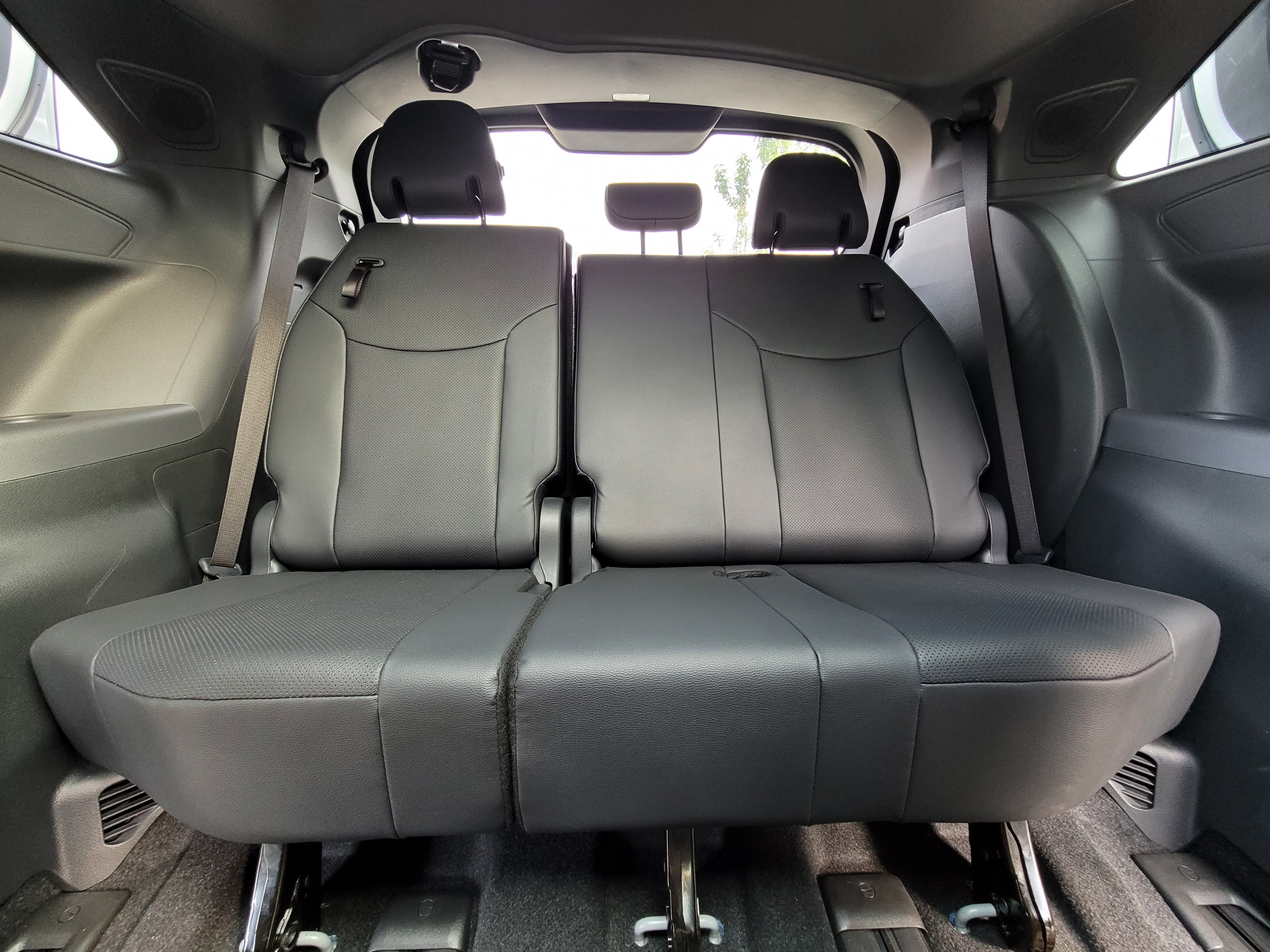 深度体验丰田赛那SIENNA，家用MPV的标杆有何过人之处？