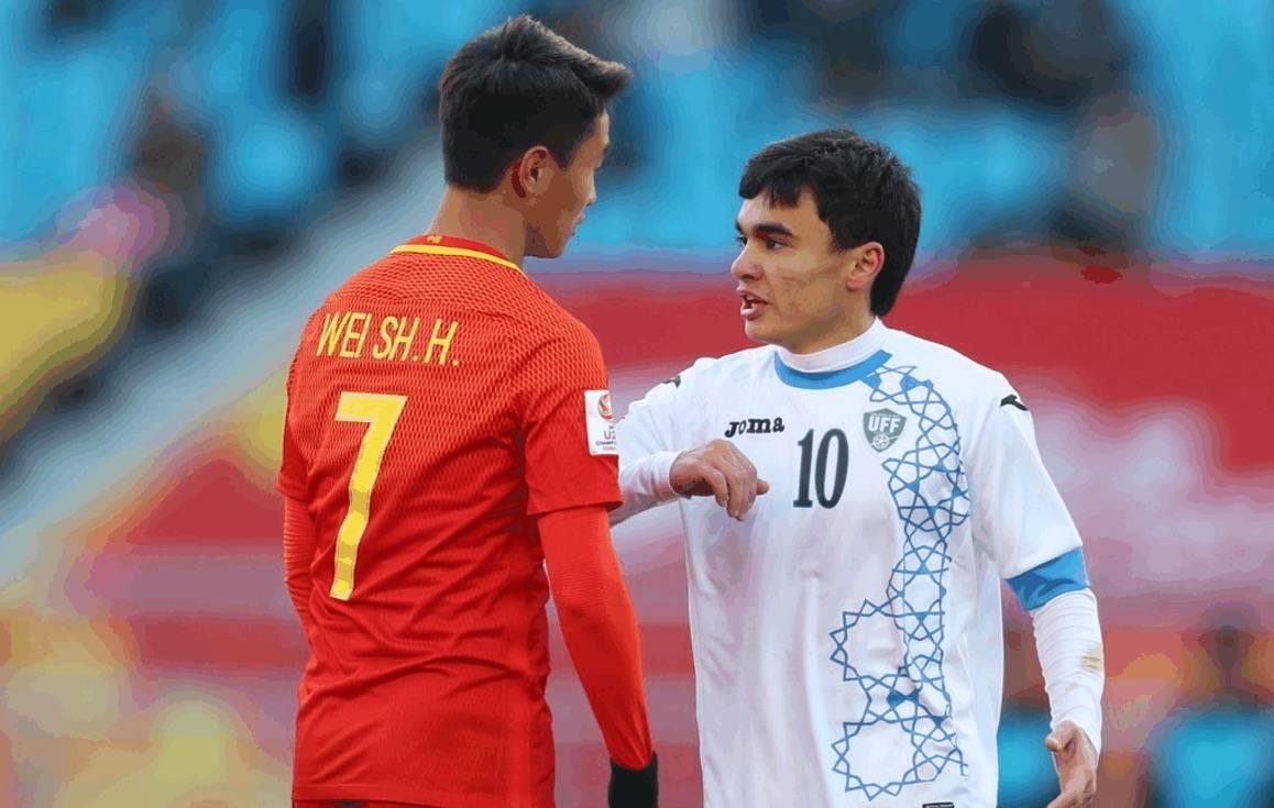 国足0-0新西兰武磊错失两次机会,国足生死战武磊