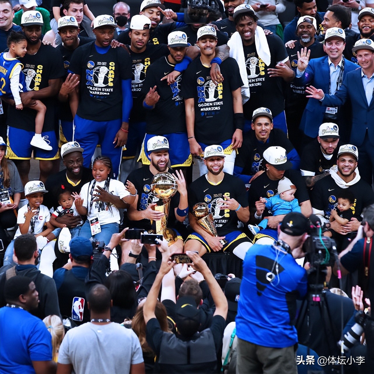 勇士队回到湾区图片,勇士返回旧金山