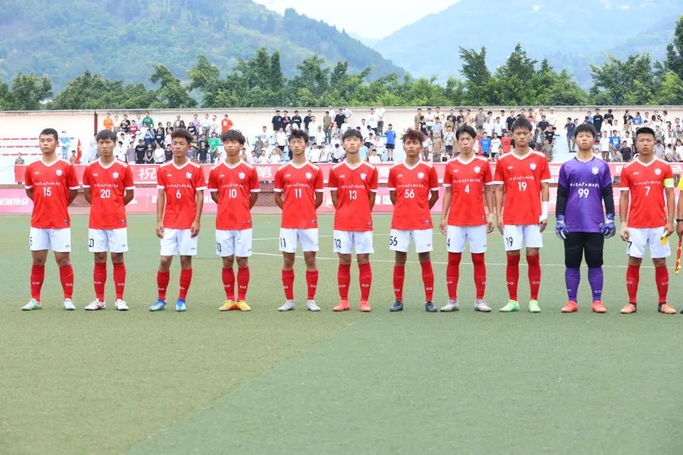 第四届贡嘎杯足球赛西南科技大学,贡嘎杯足球比赛西南民族大学回放