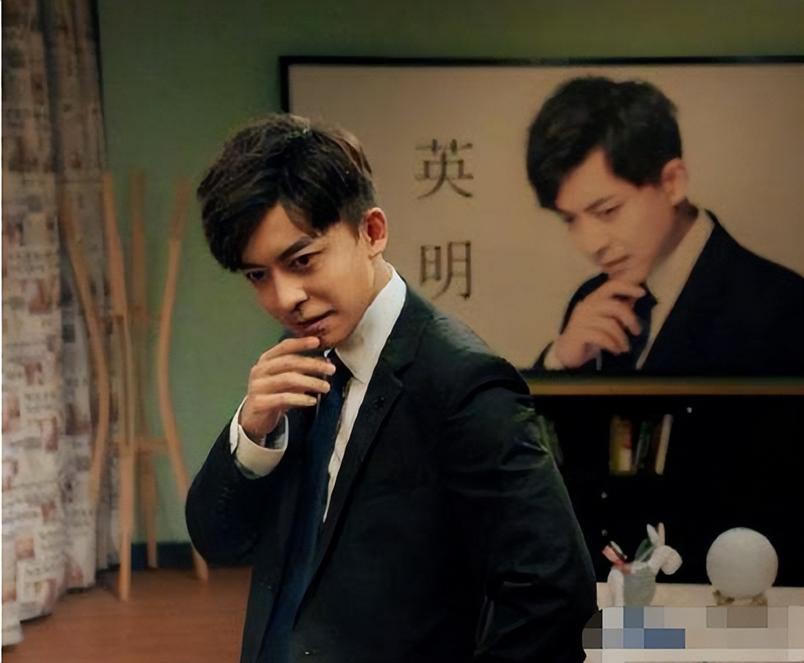 优秀群员●女大学生的微商百万玩法