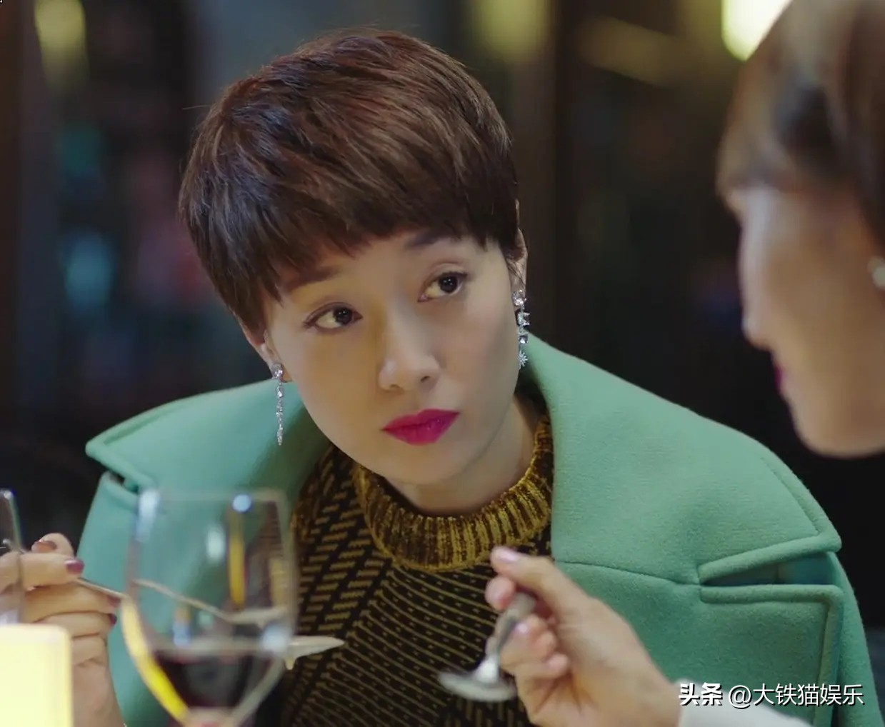 6位拍戏不换发型的女演员，戏里戏外同款造型，万年不变让人串剧