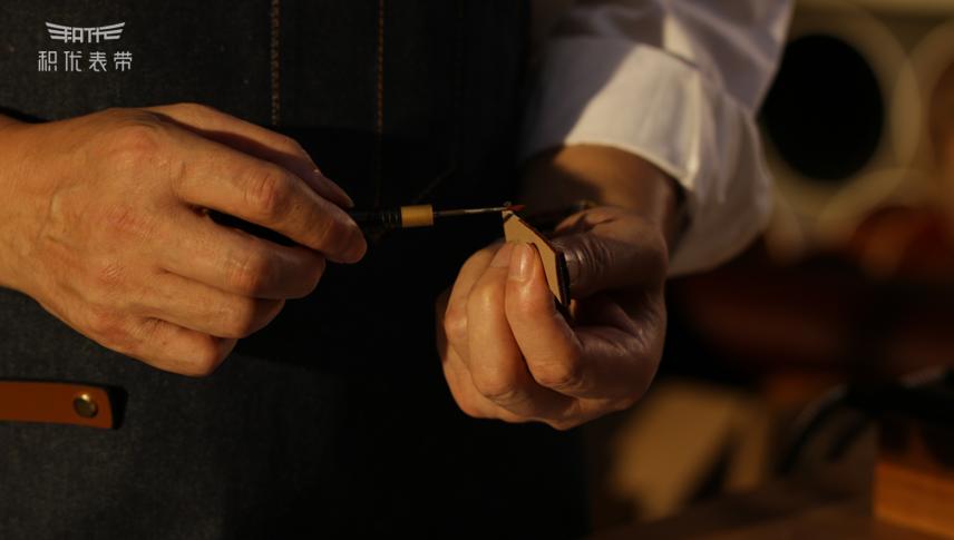 鳄鱼皮表带双面的好还是单面的好,你所不知道的鳄鱼皮表带