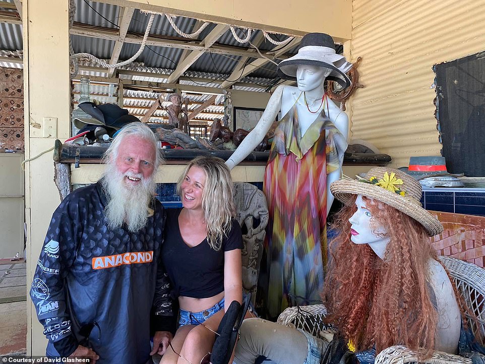 澳大利亚破产富豪独居荒岛25年,澳洲百万富翁荒野求生23年