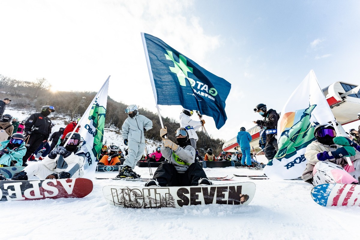 冬季滑雪就来鳌山滑雪场,太白山滑雪场和鳌山滑雪场哪个好