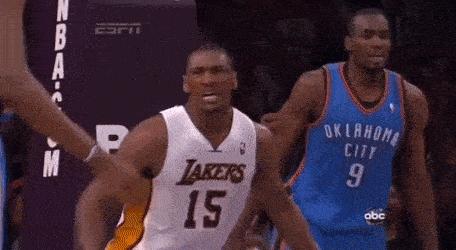 阿泰斯特打架事件,阿泰斯特被球砸