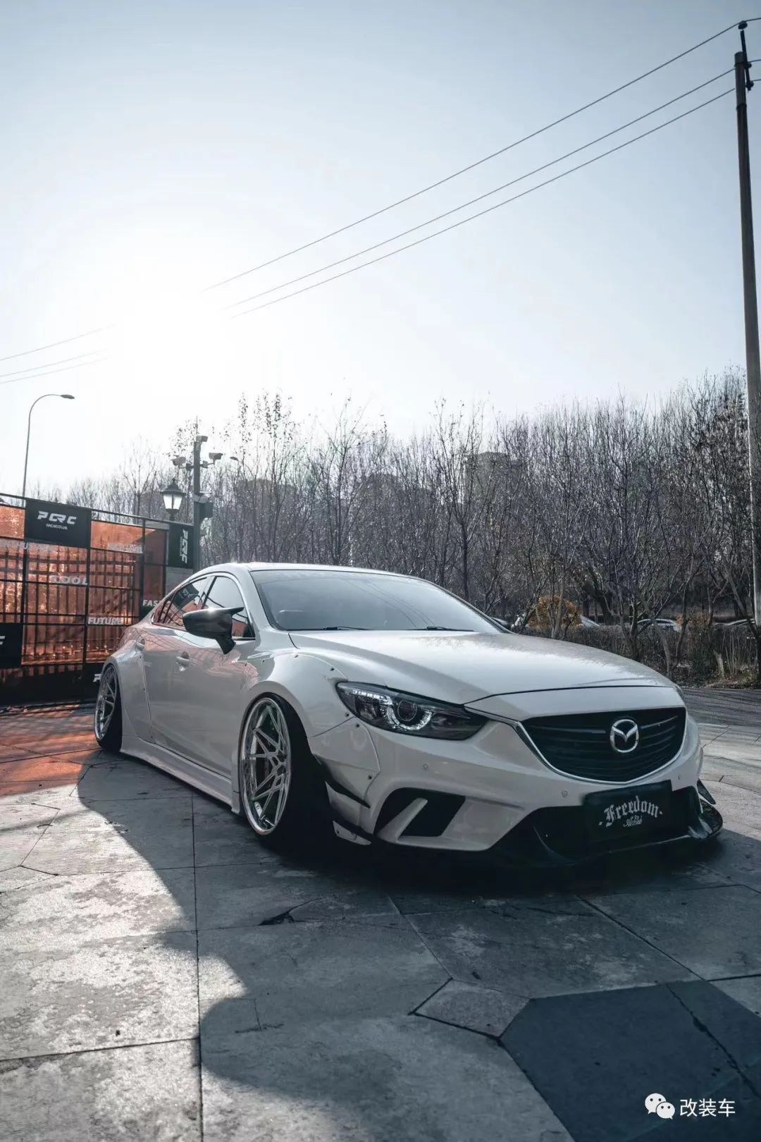 马自达车阿特兹改17寸锻造轮毂,全新马自达阿特兹能变得更美吗