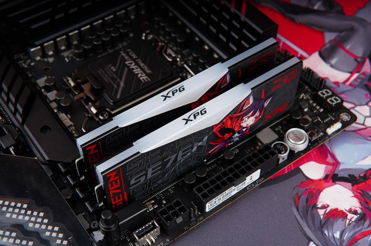 可以装多个硬盘的主机箱,带可插拔硬盘盒的主机