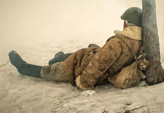 人类一直活在一个未知的世界,人类总是揣着遗憾往前走