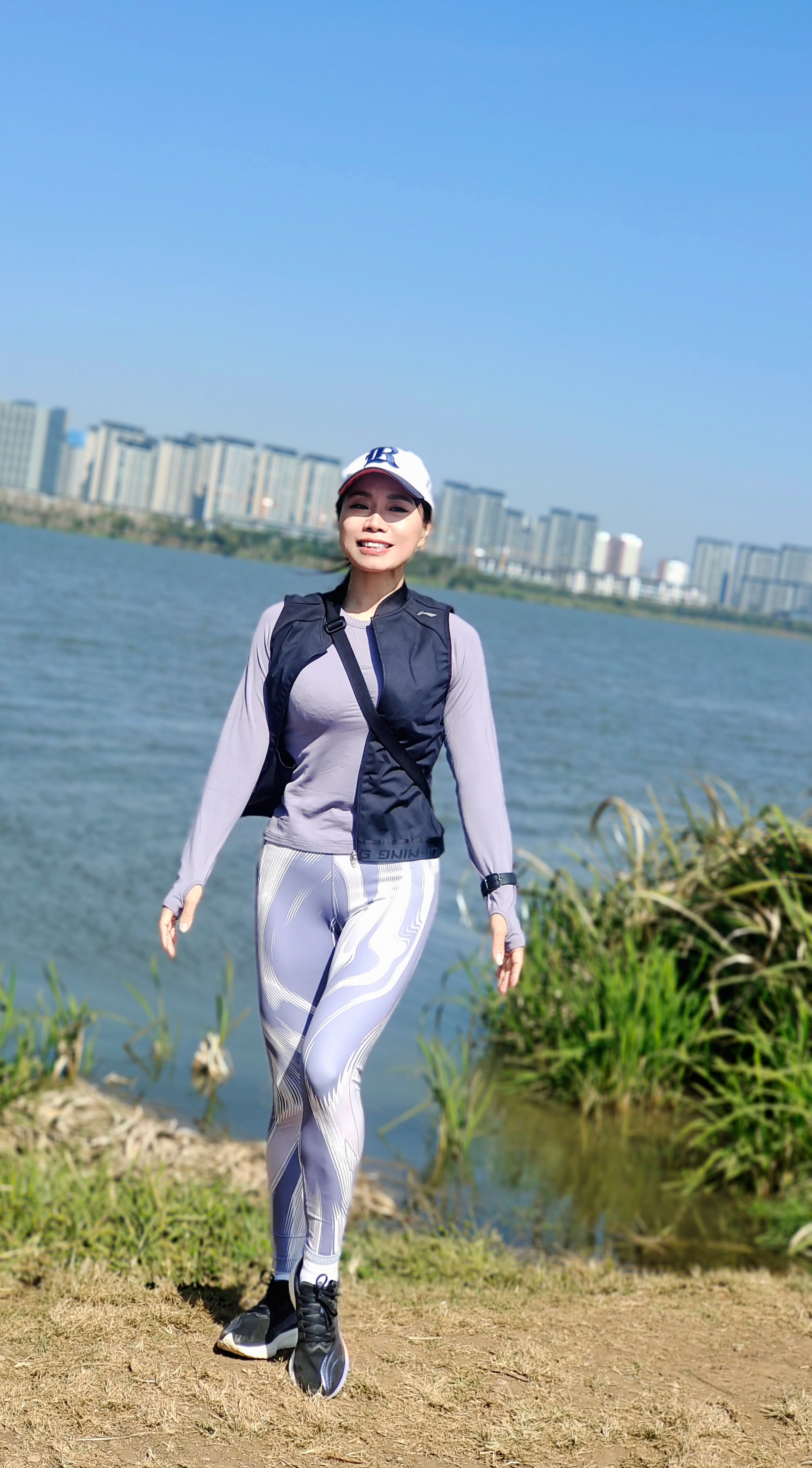 秋冬运动健身服加绒,秋冬运动健身服装防静电