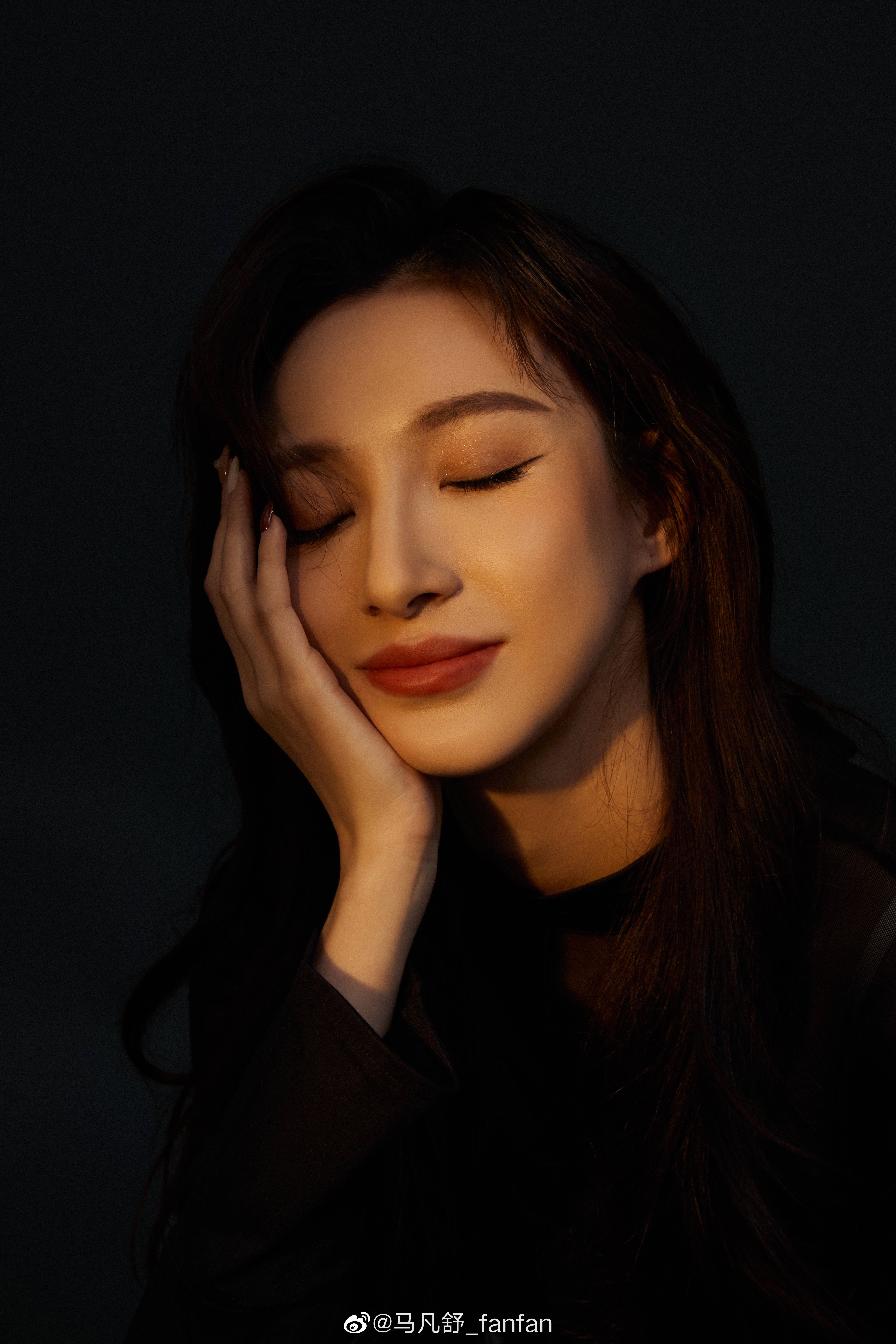 马凡舒央视女神,央视女主持人马凡舒的年龄