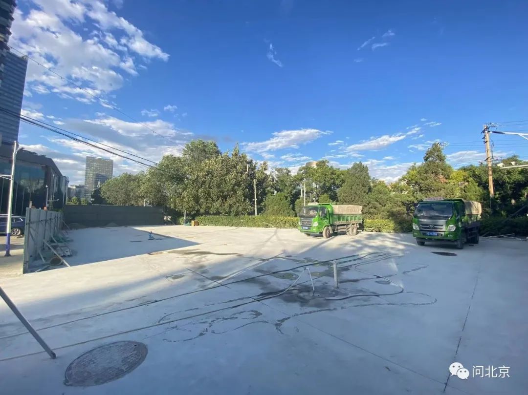 居住小区需配建临时停车位,居民区旁建停车场收费合理吗