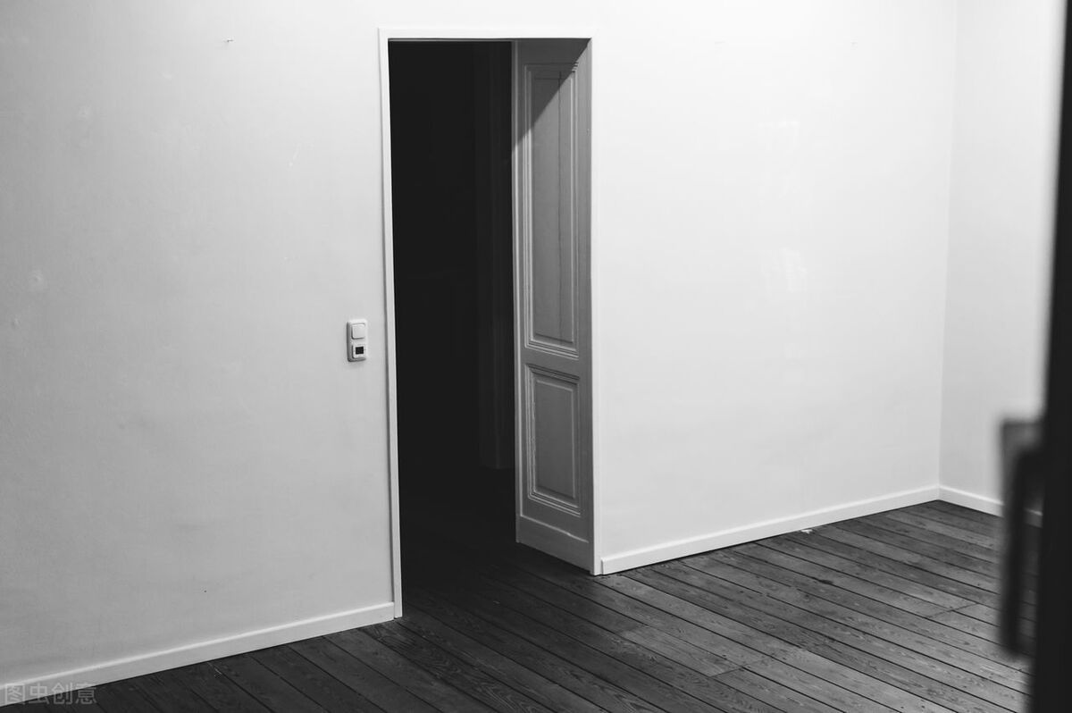 家门口出现这些危险符号,家门口遇到这些符号要赶紧抹掉