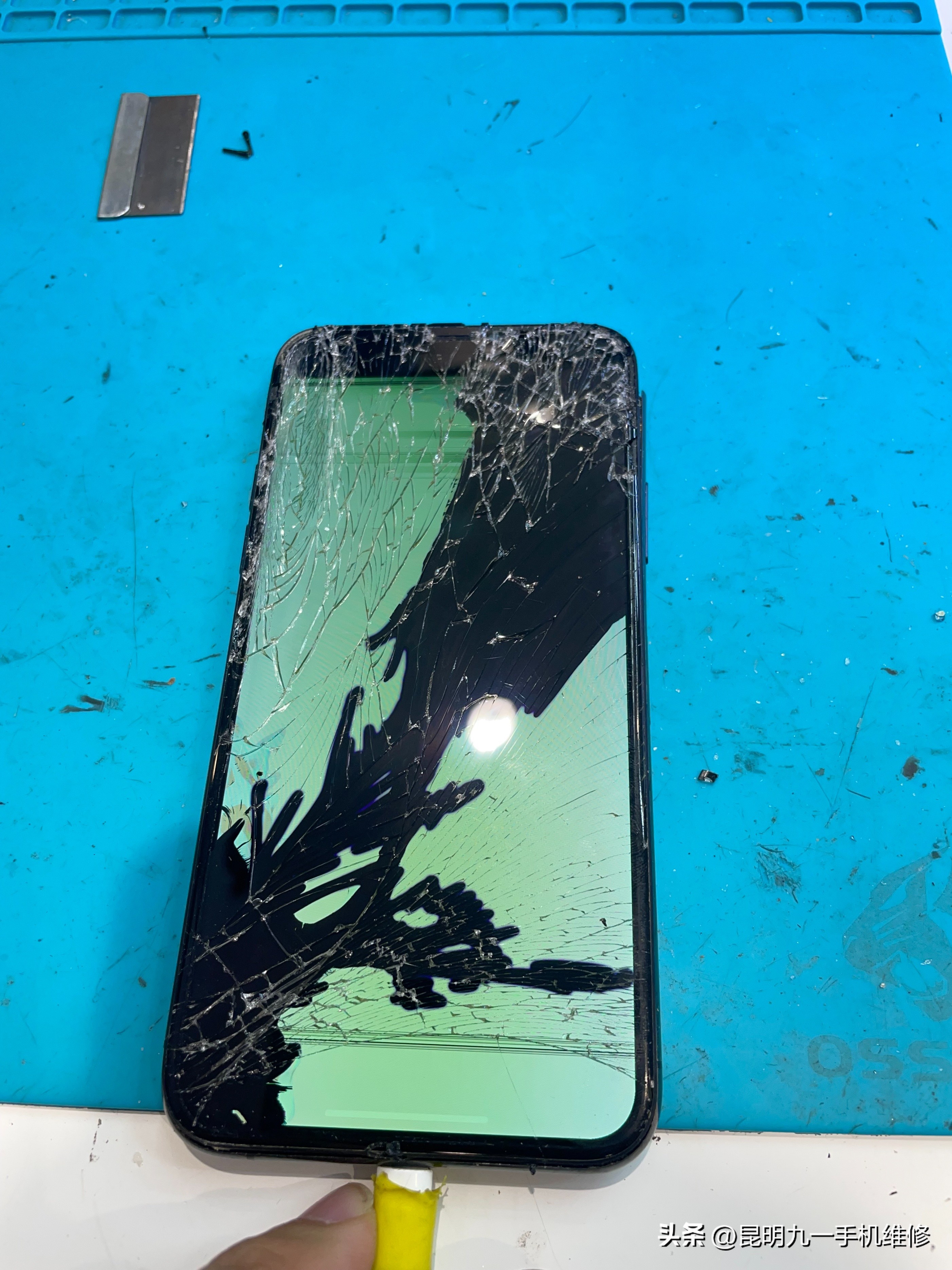 苹果手机摔坏了怎么导出照片,手机坏了怎么导出数据到新手机