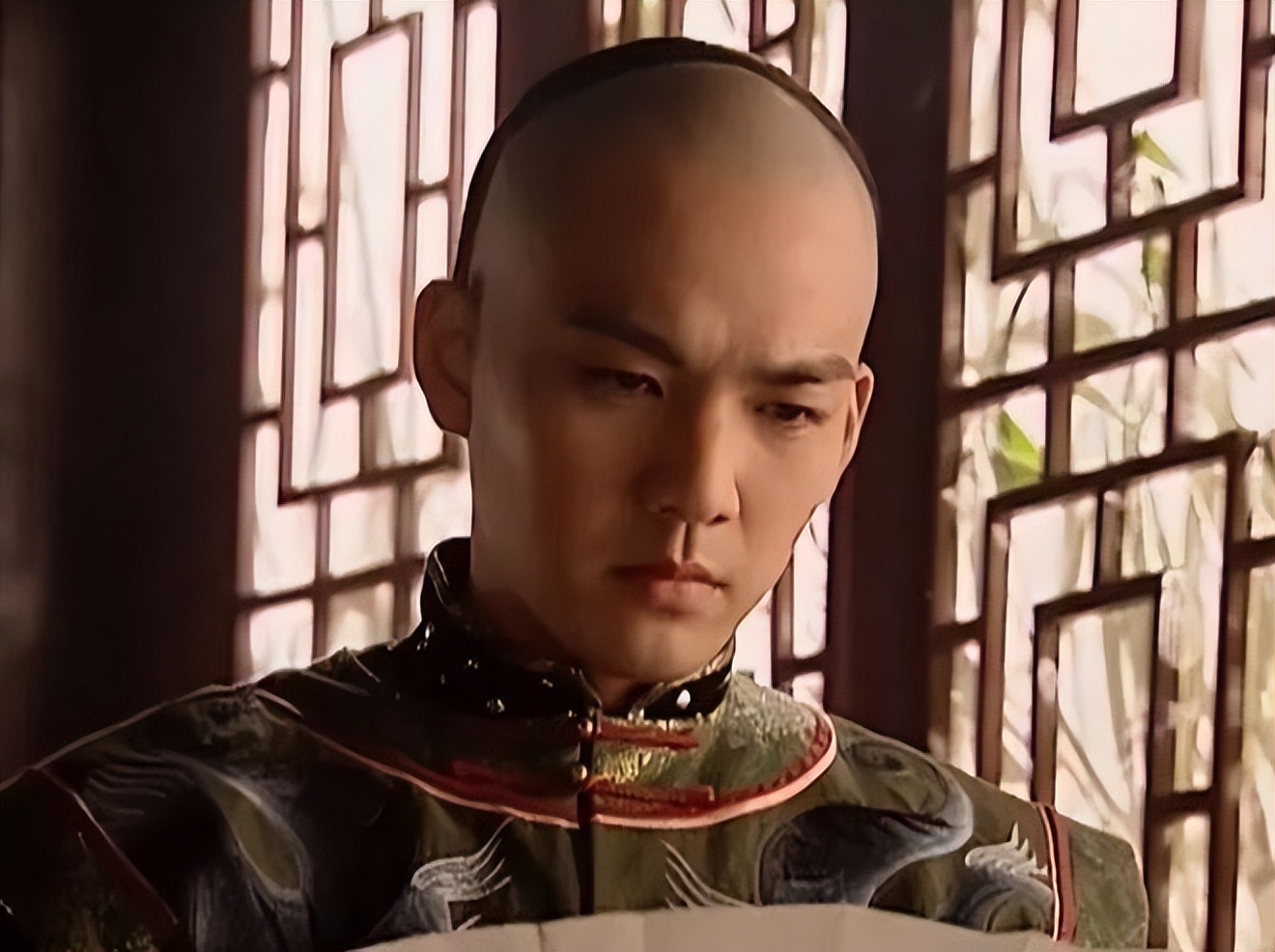 盘点娱乐圈中的中年男星,娱乐圈40岁以上男星大比拼