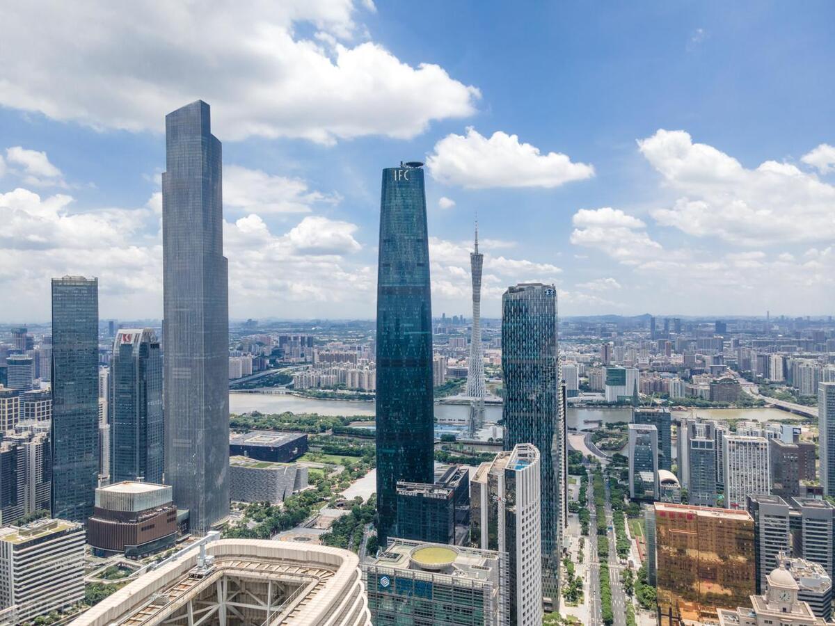 有大咖预言：我国40%以上城镇家庭，以后将面临3大难题，越来越苦