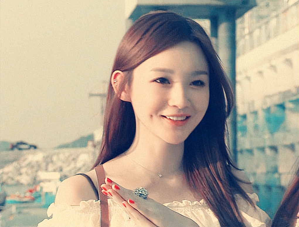 现实中富二代是怎么生活的？