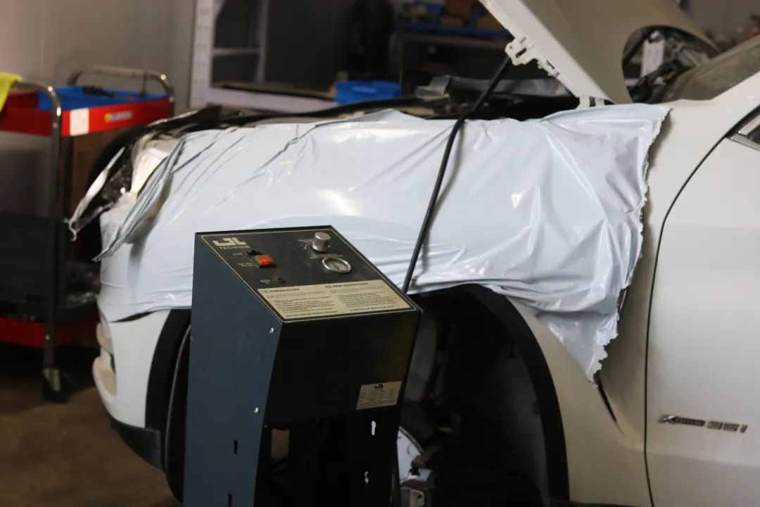 宝马x5老改新二手出售五万左右,宝马x5整车全部翻新要多少钱