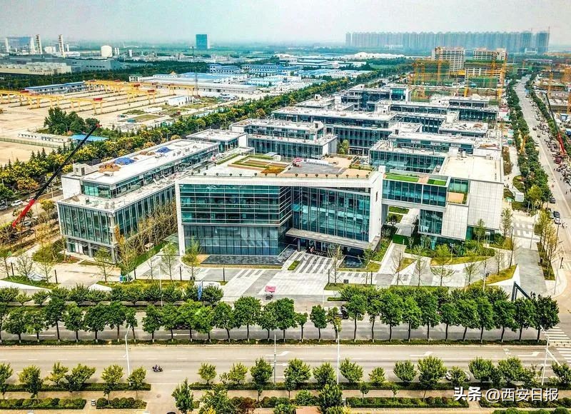 非凡十年新成就新跨越,非凡十年奋力谱写富民兴陇新篇章