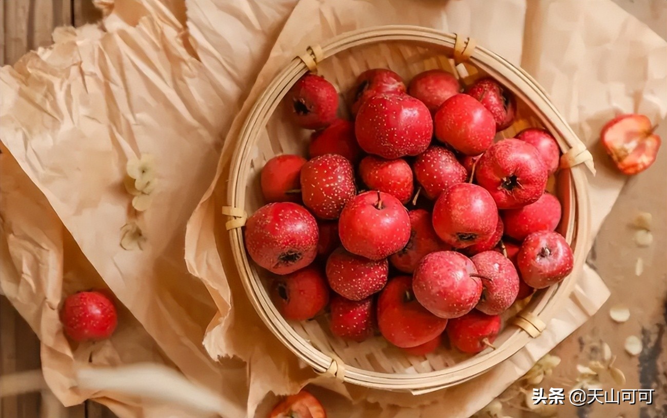 菊花搭配什么不凉不热还去火,夏天喝哪种菊花清热解暑