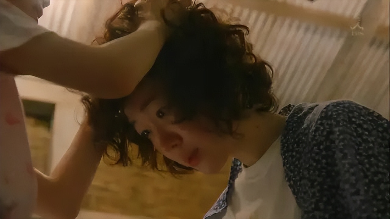 “收割”小仙女的头部瑜伽品牌倒下，又一波小仙女惨遭割韭菜