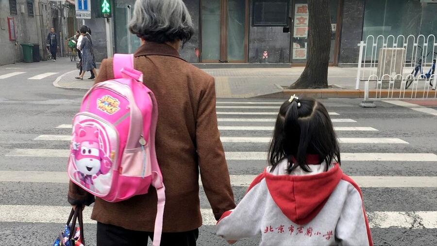 50岁女士退休后的感受,55岁退休后的生活方式