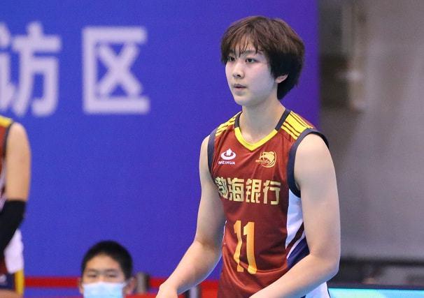 不是李盈莹、不是袁心玥，天津女排留洋另有其人，00后新人出头？