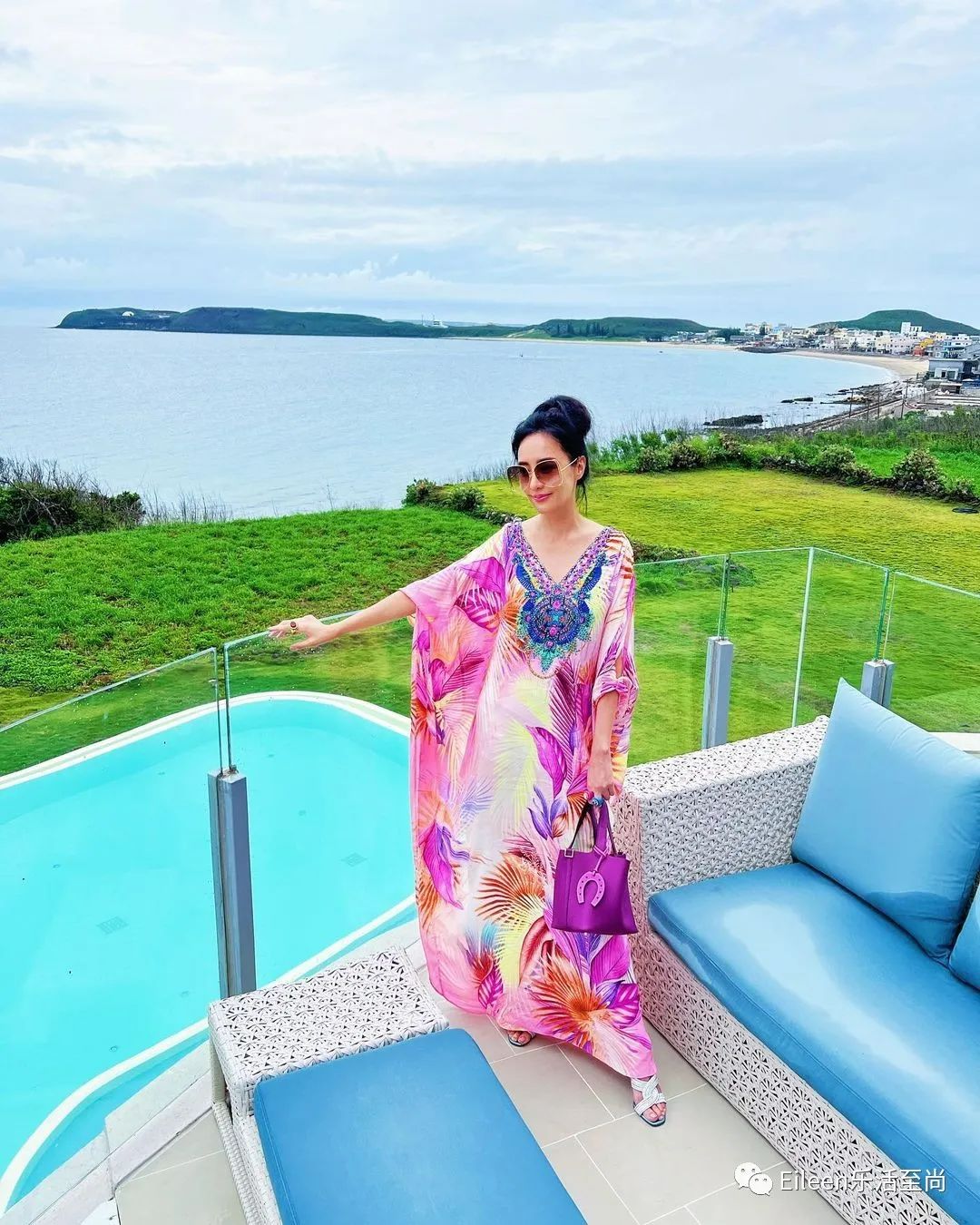 39岁嫁入豪门8亿元豪宅,300亿身家3亿豪宅