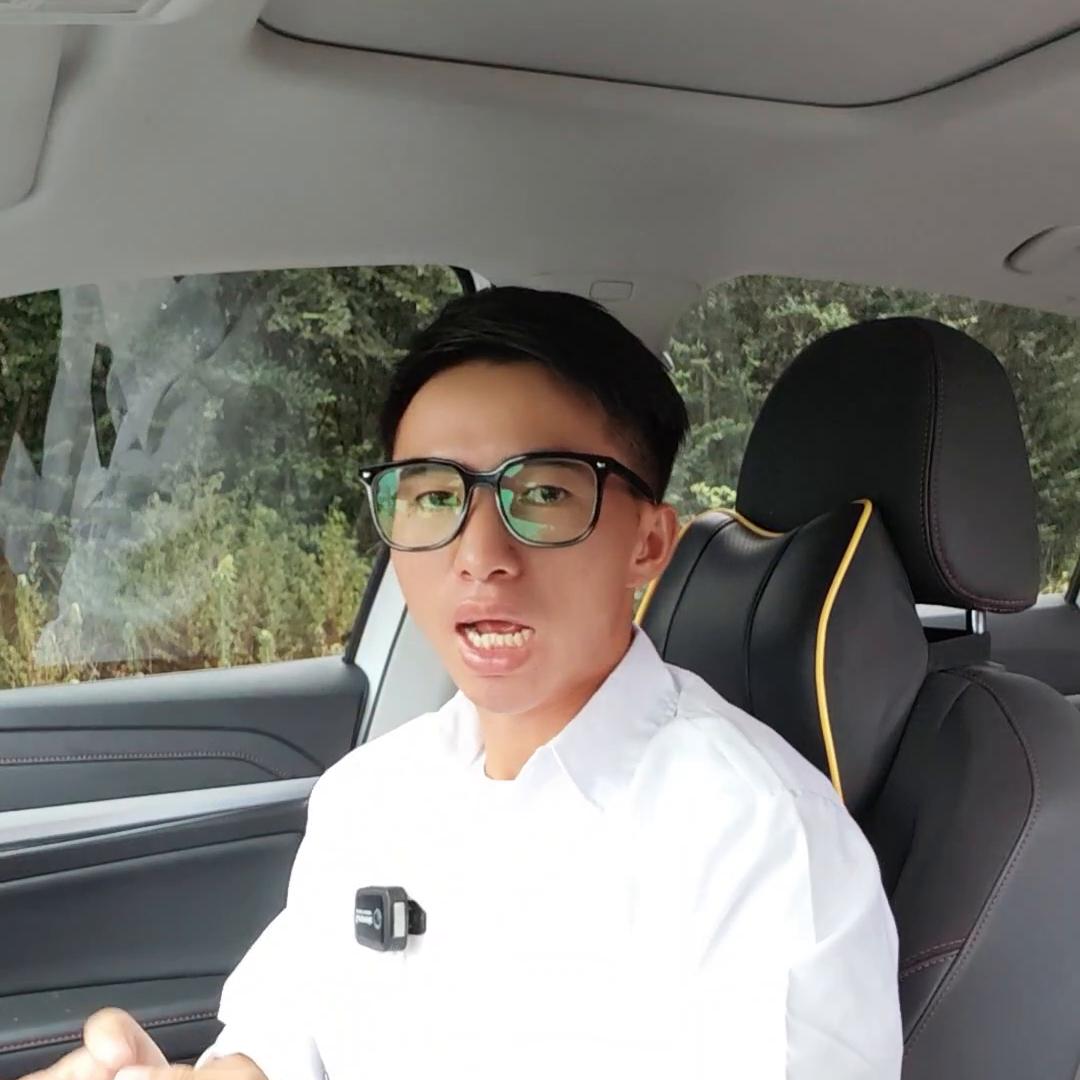 在4s店新车保险如何正确购买,新车第一年车险怎么买划算2020