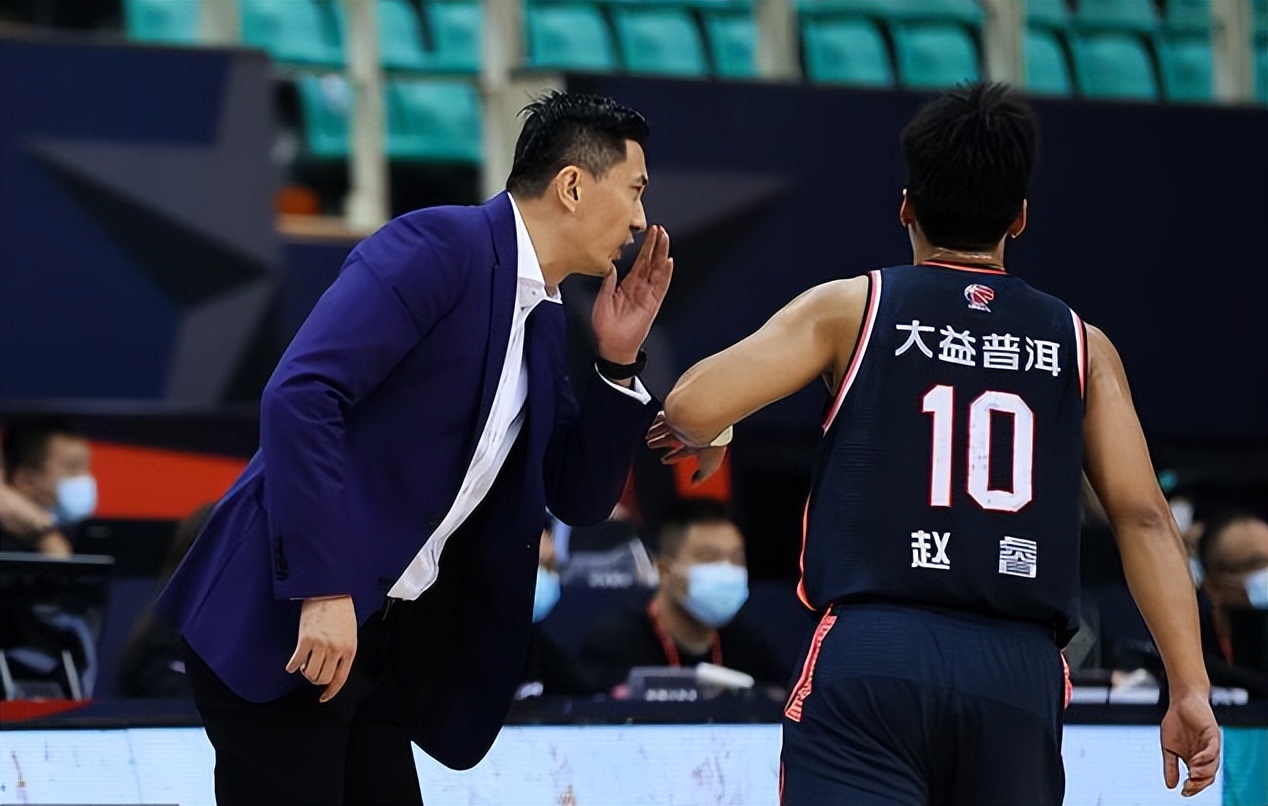 周琦赵睿周鹏,赵睿周琦周鹏