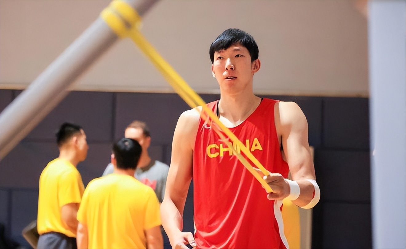 中国男篮比赛票价出炉，数字感人，最低两位数港元，场地县城级别