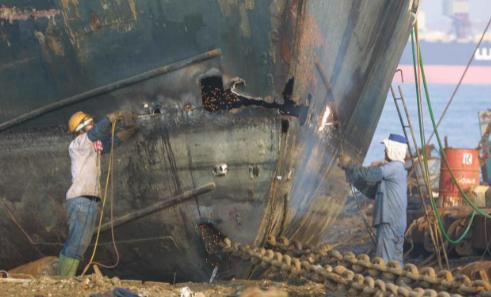 一声令下，中国不再接收国外废弃船舶，国际协会指责：不负责任！