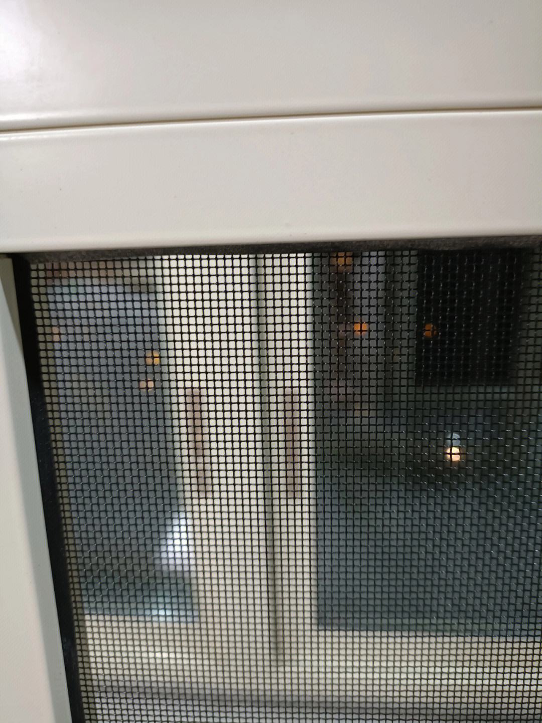 封阳台断桥铝铝材怎么选,断桥铝系统窗封阳台高端门窗定制