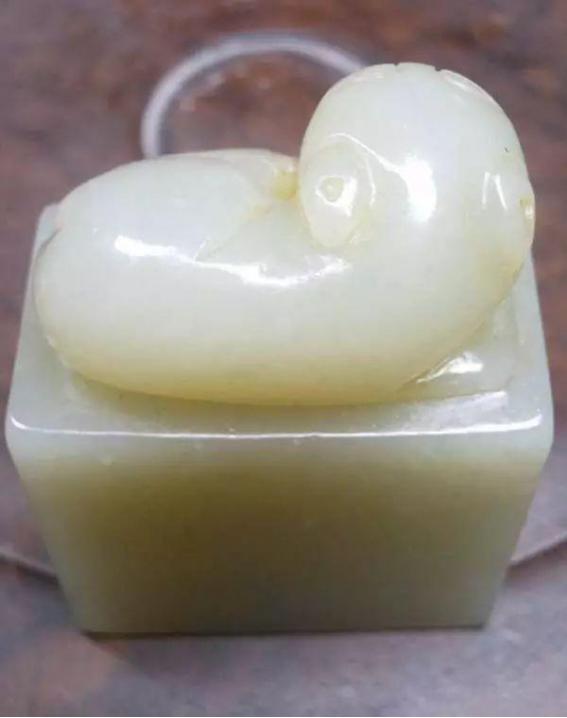 白玉是名玉吗,什么玉可以冒充白玉