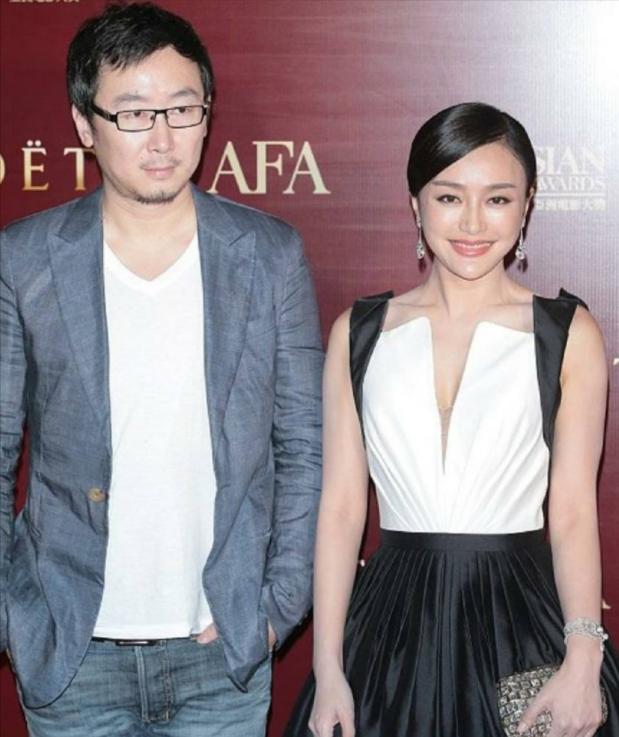 央视女主持人胡蝶有整容吗,主播胡蝶几岁嫁陆川