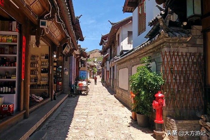 丽江古城的旅游消费现状,丽江古城生意萧条怎么办