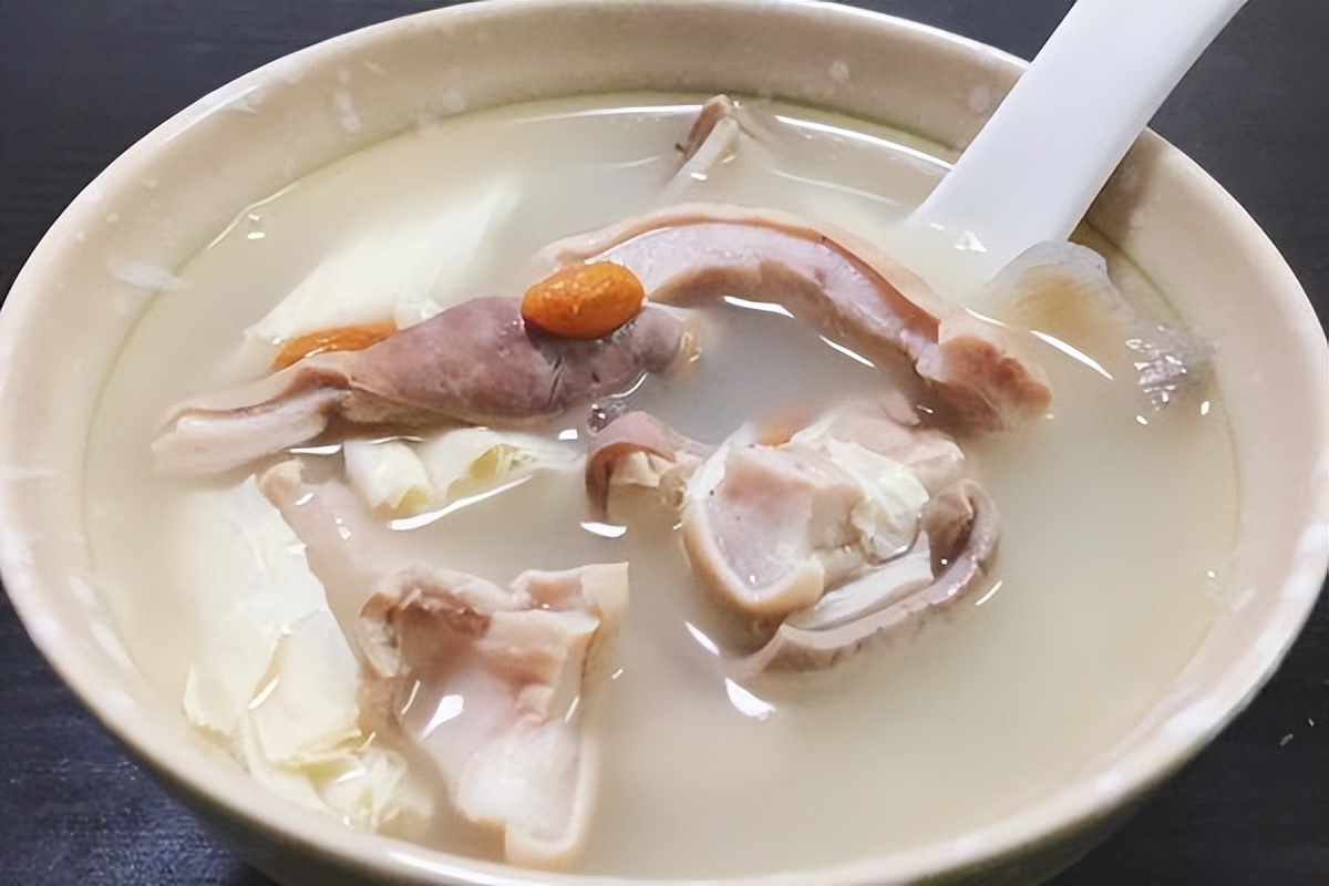 脾胃虚寒的症状怎么调理,脾胃虚寒有哪些食补方法