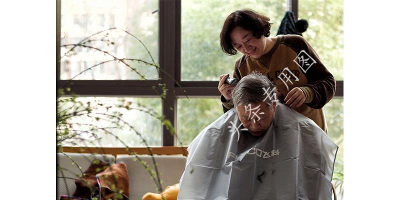 我生病住院了儿子不怎么关心,我妈生病不愿意请护工怎么办