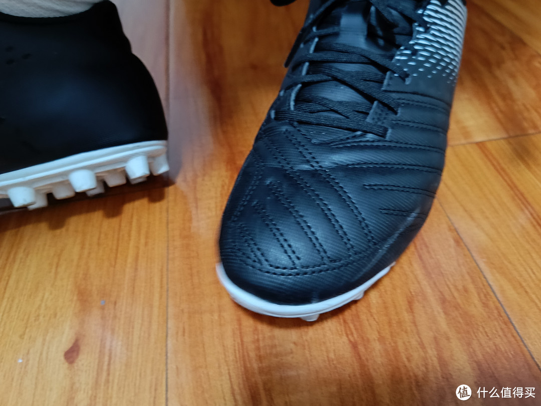 迪卡侬100左右篮球鞋推荐,迪卡侬100多的户外登山鞋子