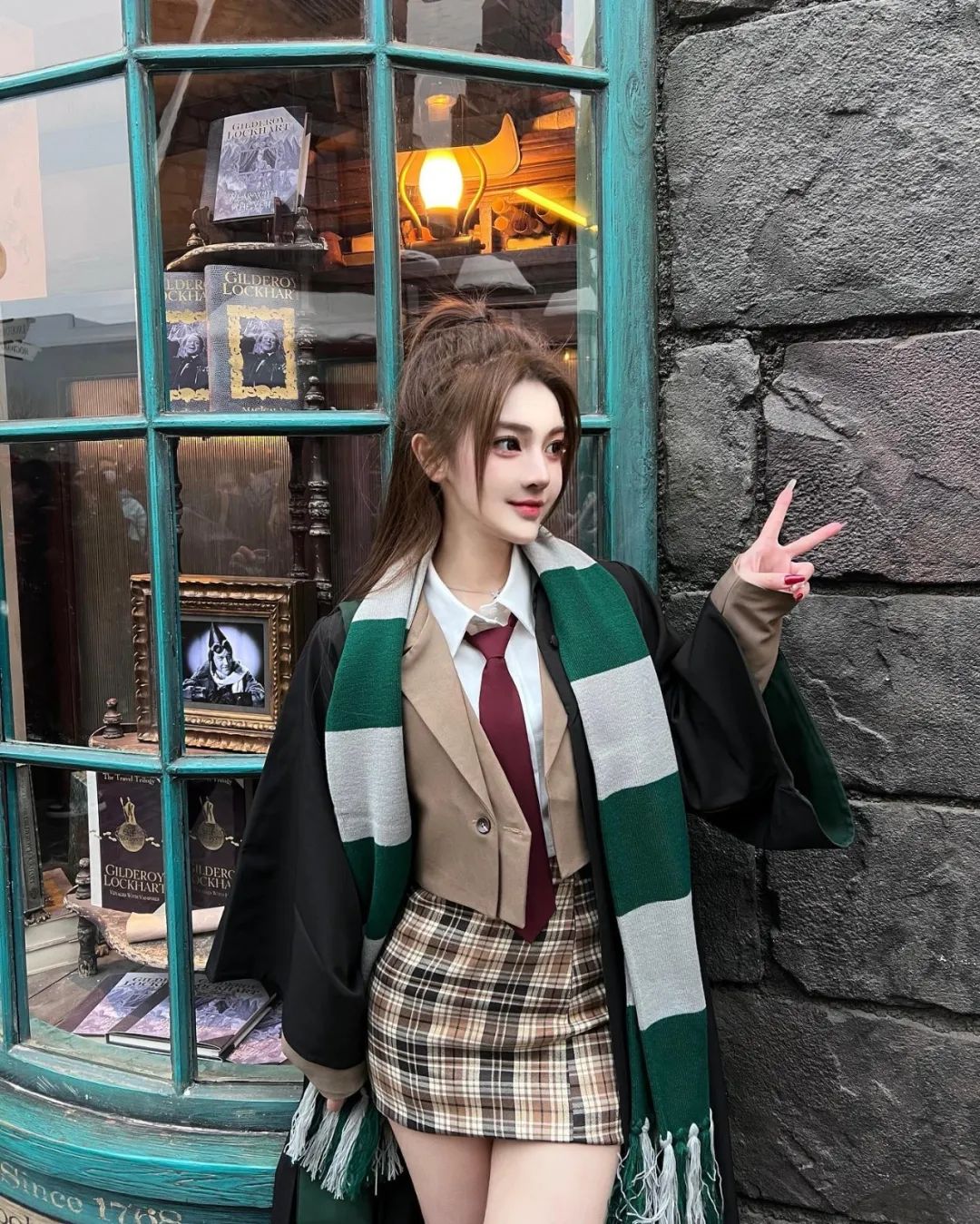 ins女神。如果不能一夜暴富，一夜抱你也好