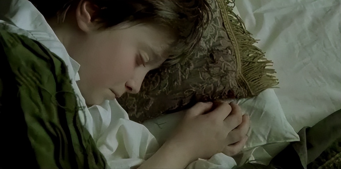 乔是一个孤独而迷茫的机器人，他开启了一段寻找自己的目标的路程