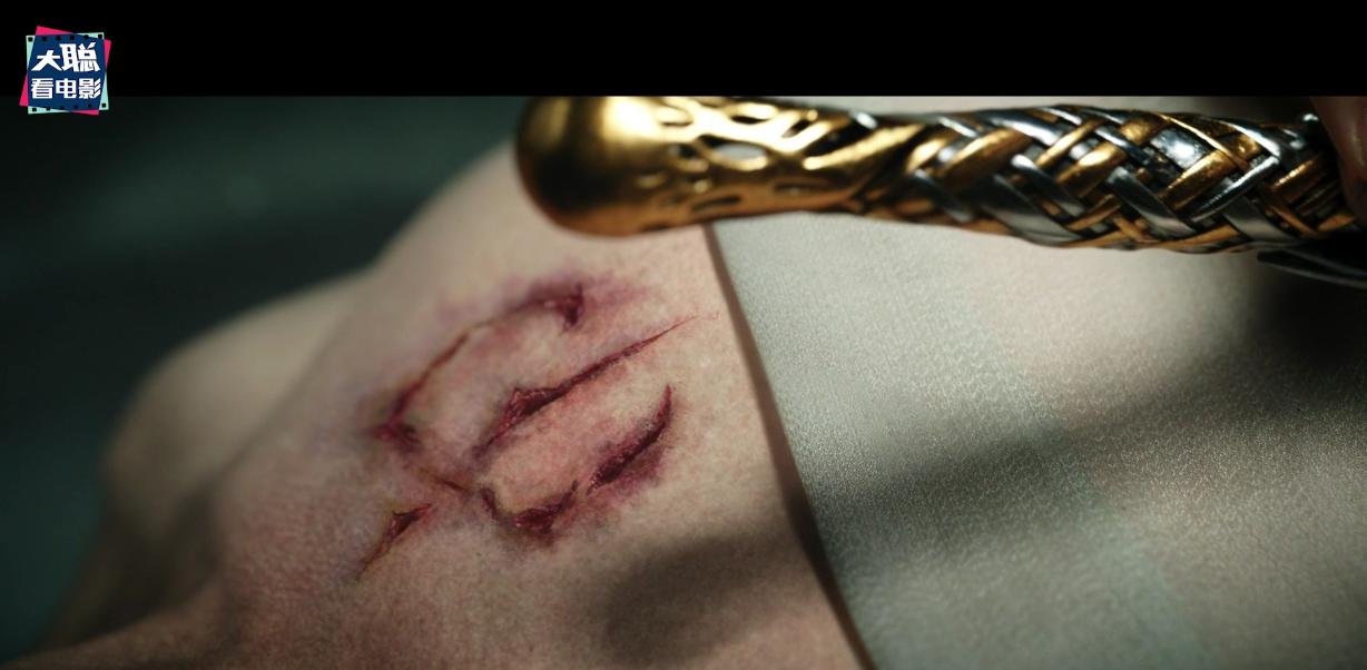 指环王力量之戒精灵怎么逃出来的 (指环王力量之戒第1集解析)