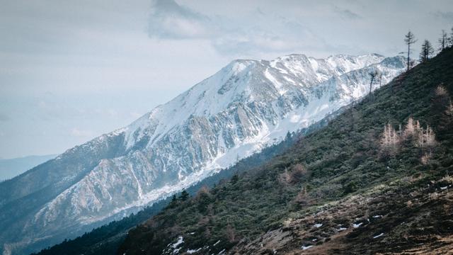 香格里拉去德钦的路好走吗,香格里拉到德钦自驾游攻略
