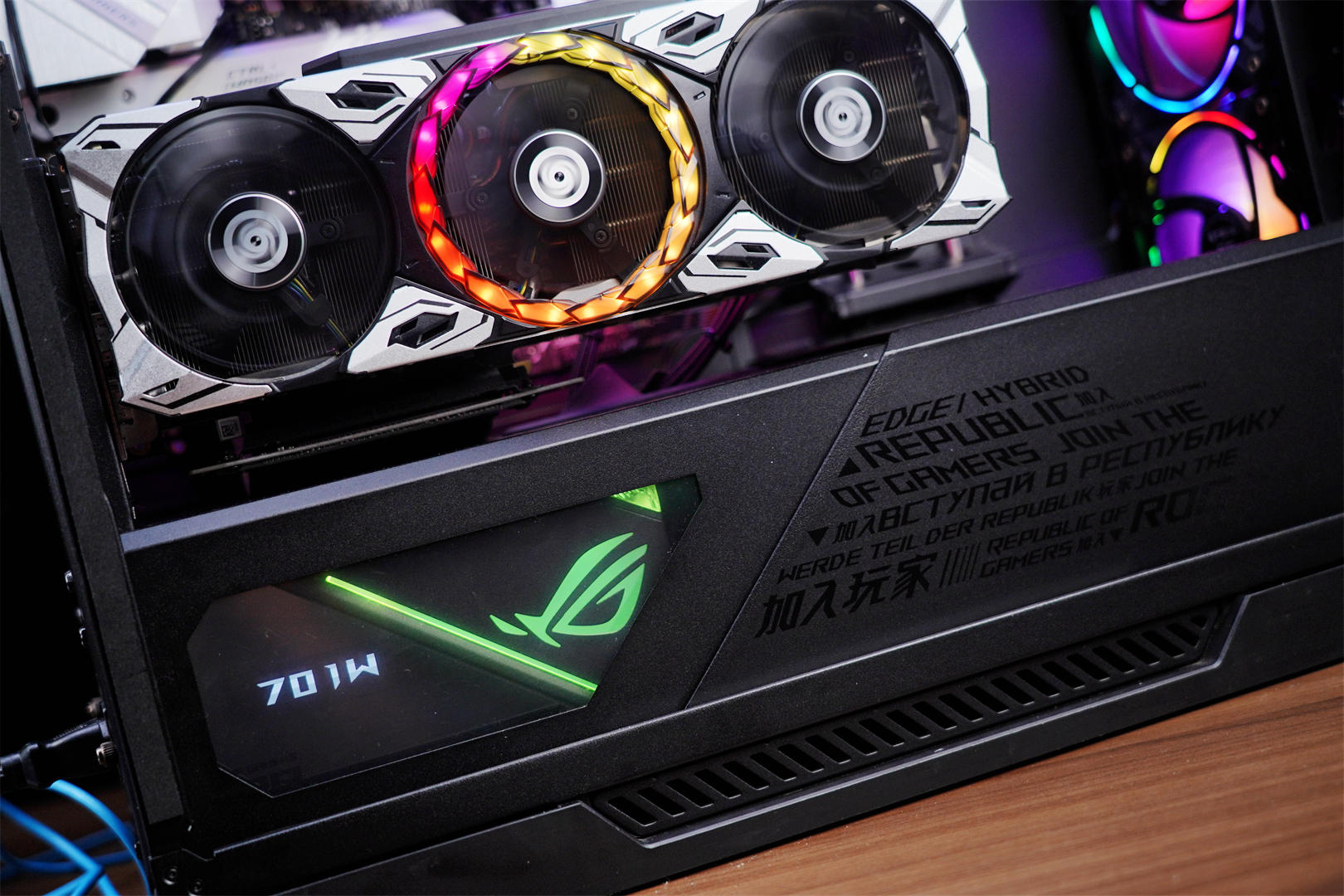 万事俱备，只等40系显卡上市，ROGTHOR1000PLATINUMII电源分享