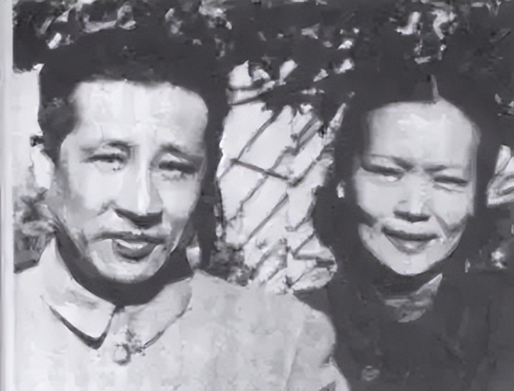 1980年陈香梅访华，会谈间邓公打趣*承志廖**：你这舅舅是“妻管严”