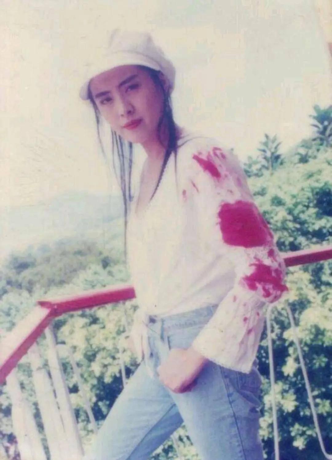 渚靛崕鏃ュ啗鍏借,鏃ユ湰渚靛崕鍏借鐓х墖