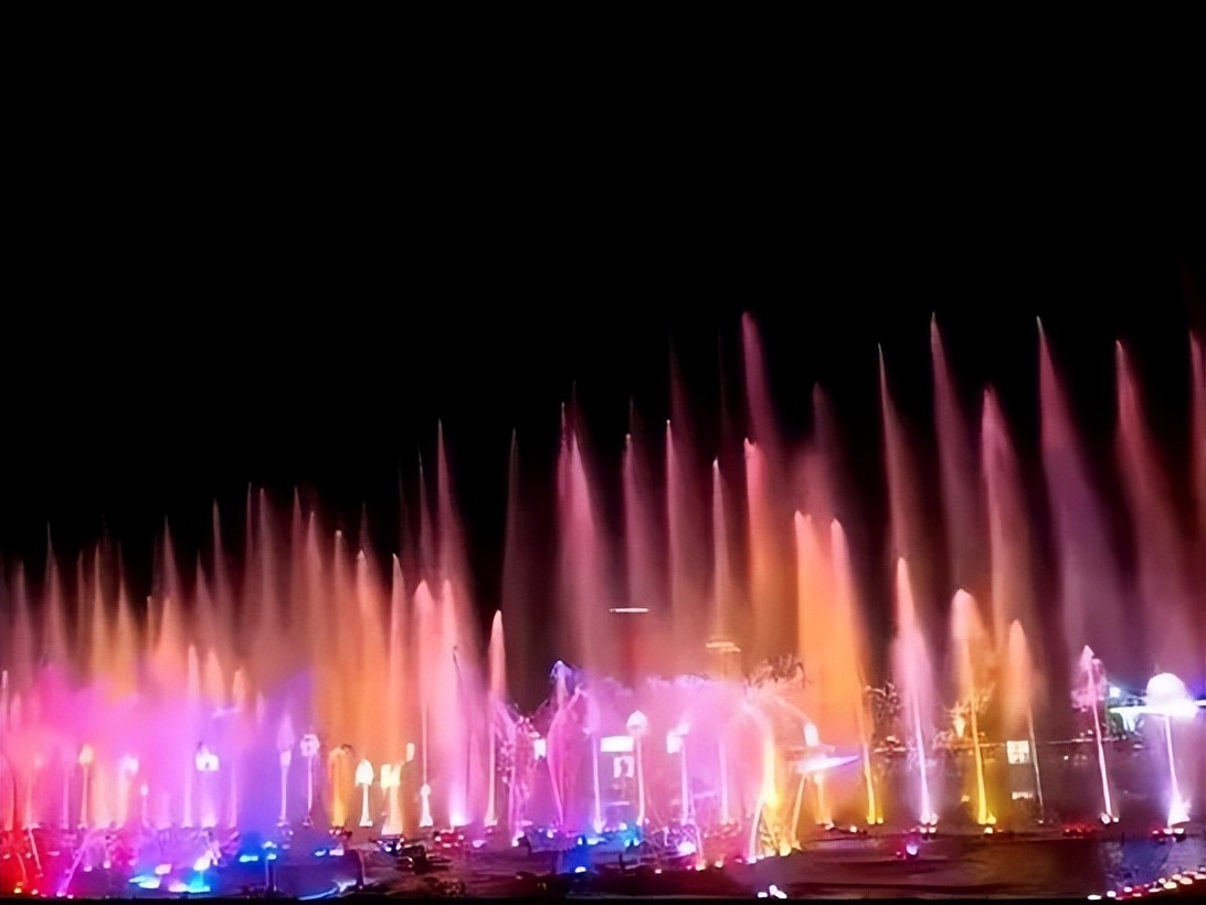 大海去旅行去南昌秋水广场看喷泉,亚洲第一大音乐喷泉南昌秋水广场