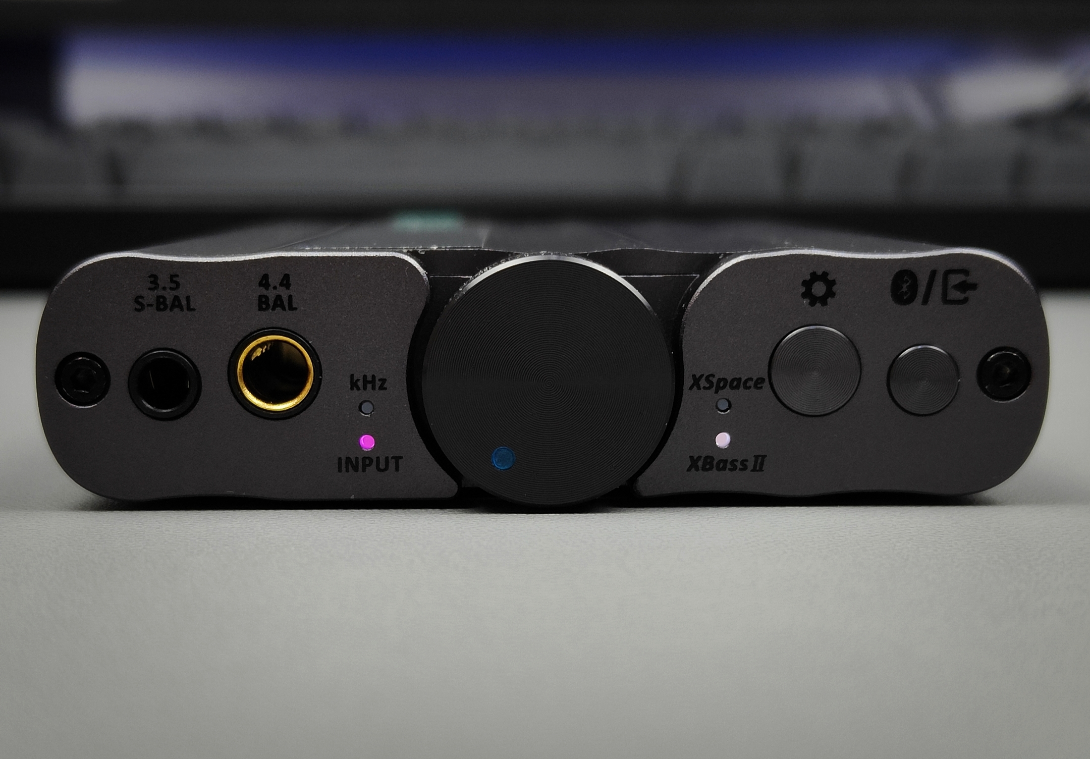 江湖人称“灰菠萝”——iFixDSDGryphon解码耳放把玩分享