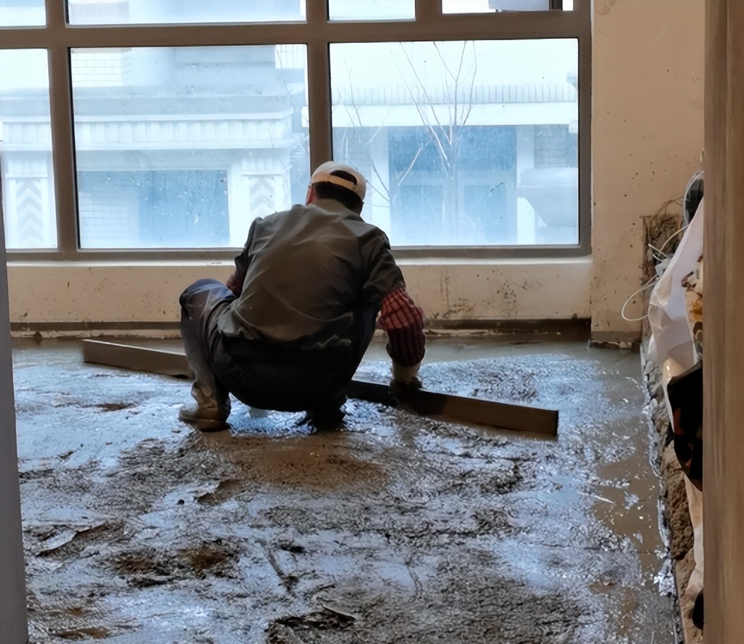 为什么装修工人的工资比较高,年轻人做装修工人有前景吗