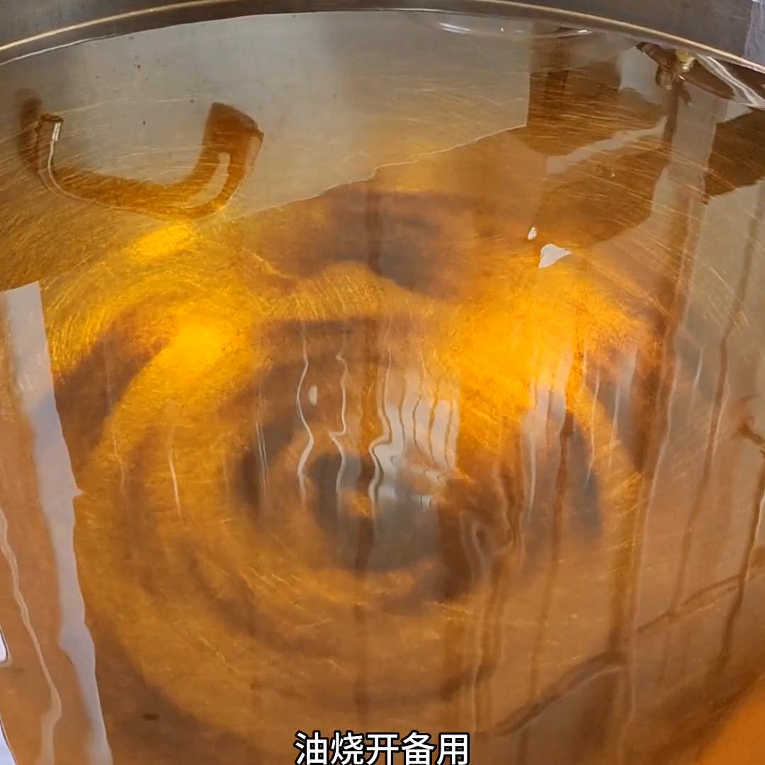 跟着主播探会场,带大家来探厂